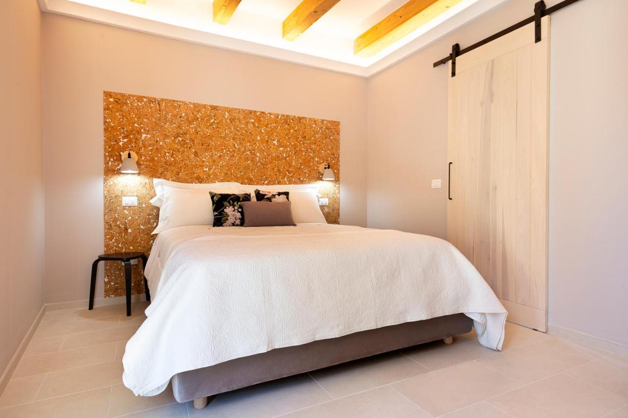 La Via Rooms And Terrace オルビア エクステリア 写真