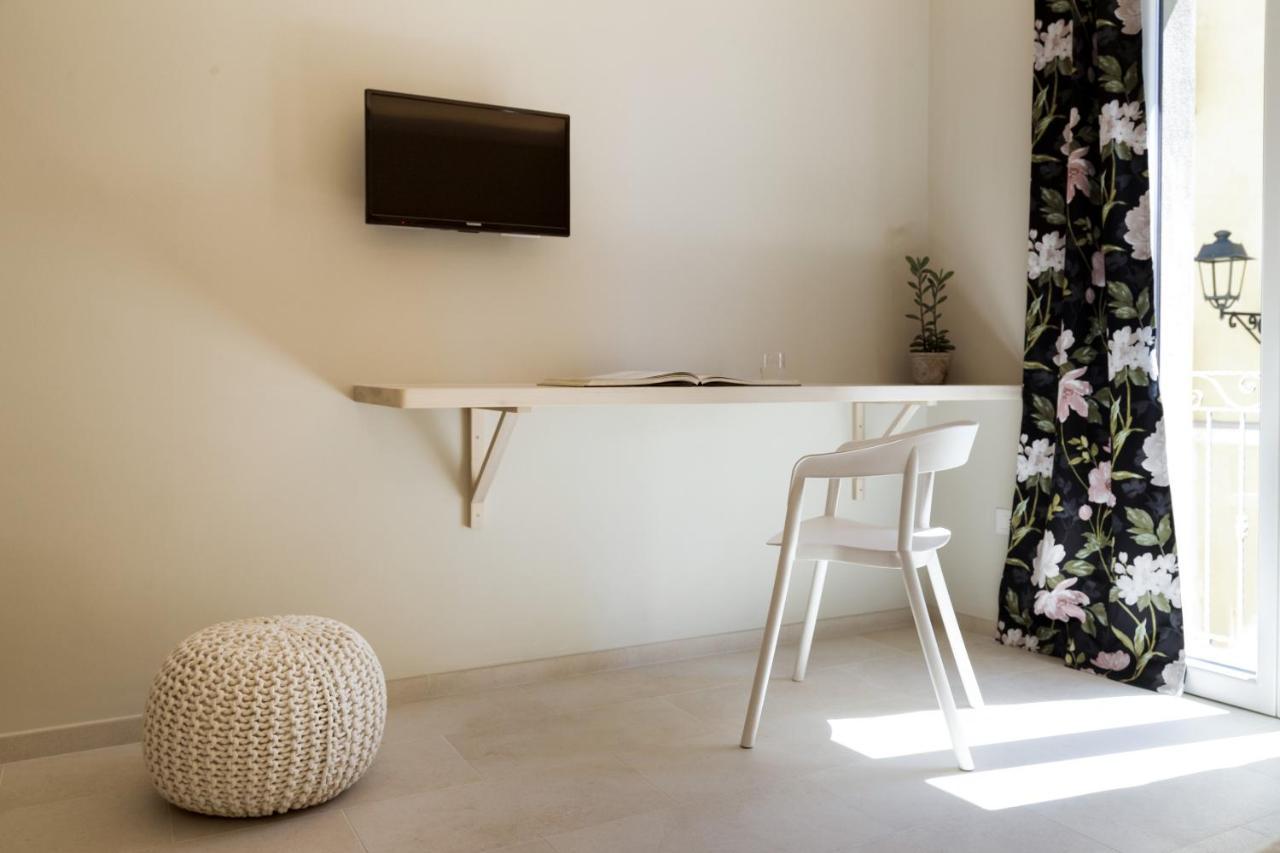 La Via Rooms And Terrace オルビア エクステリア 写真