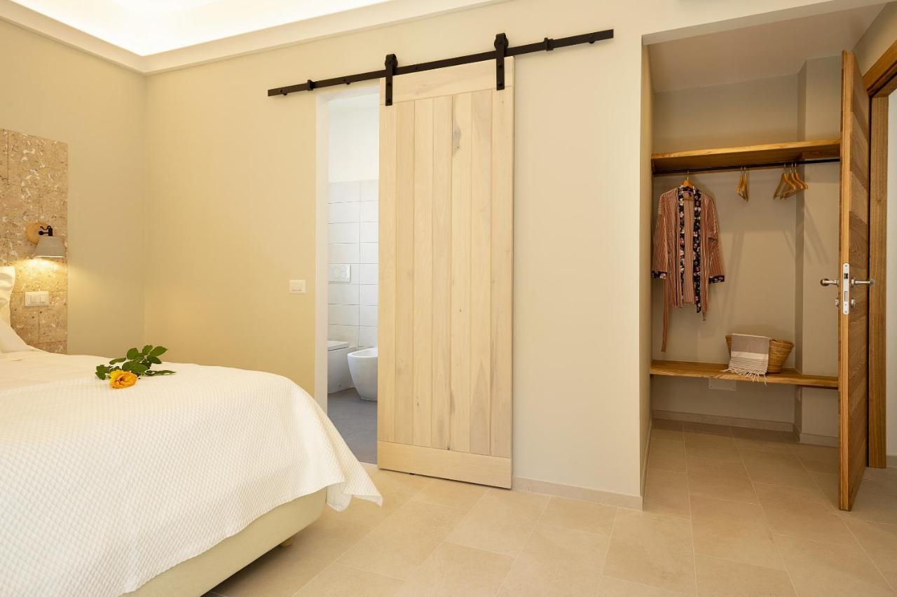 La Via Rooms And Terrace オルビア エクステリア 写真